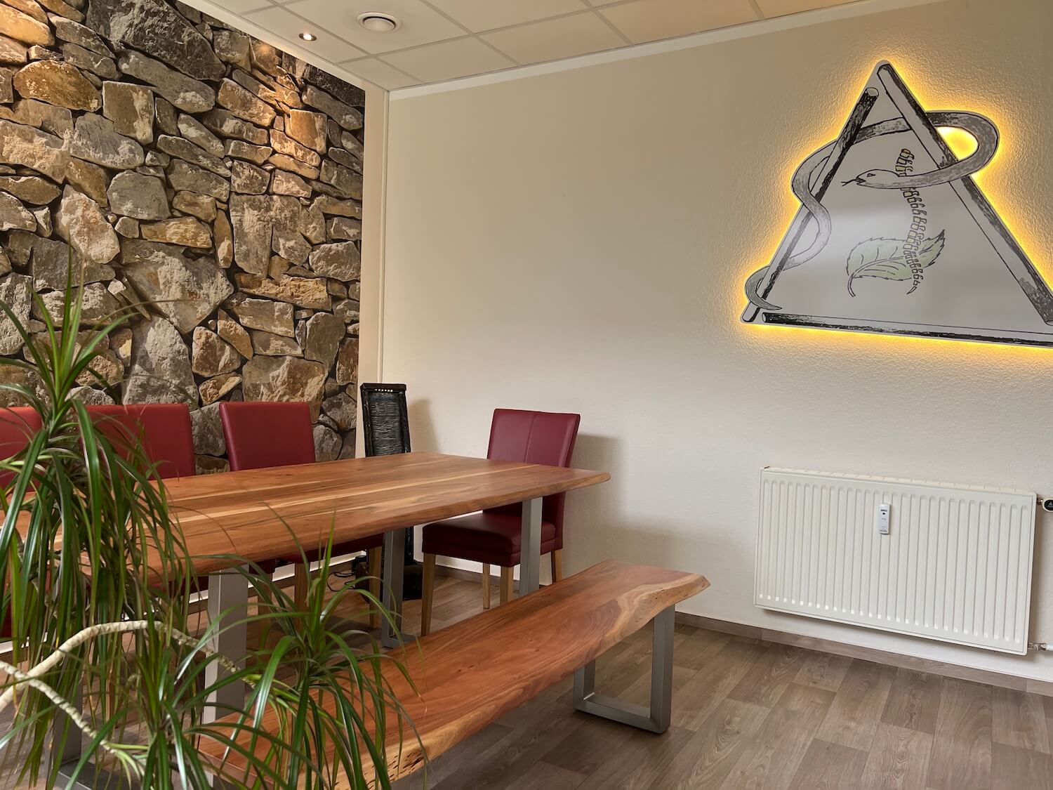 Warteraum der Naturheilpraxis Mixdorf